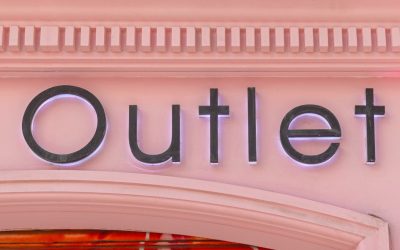 The Role of Professional Advice in Choosing the Right Sign Type